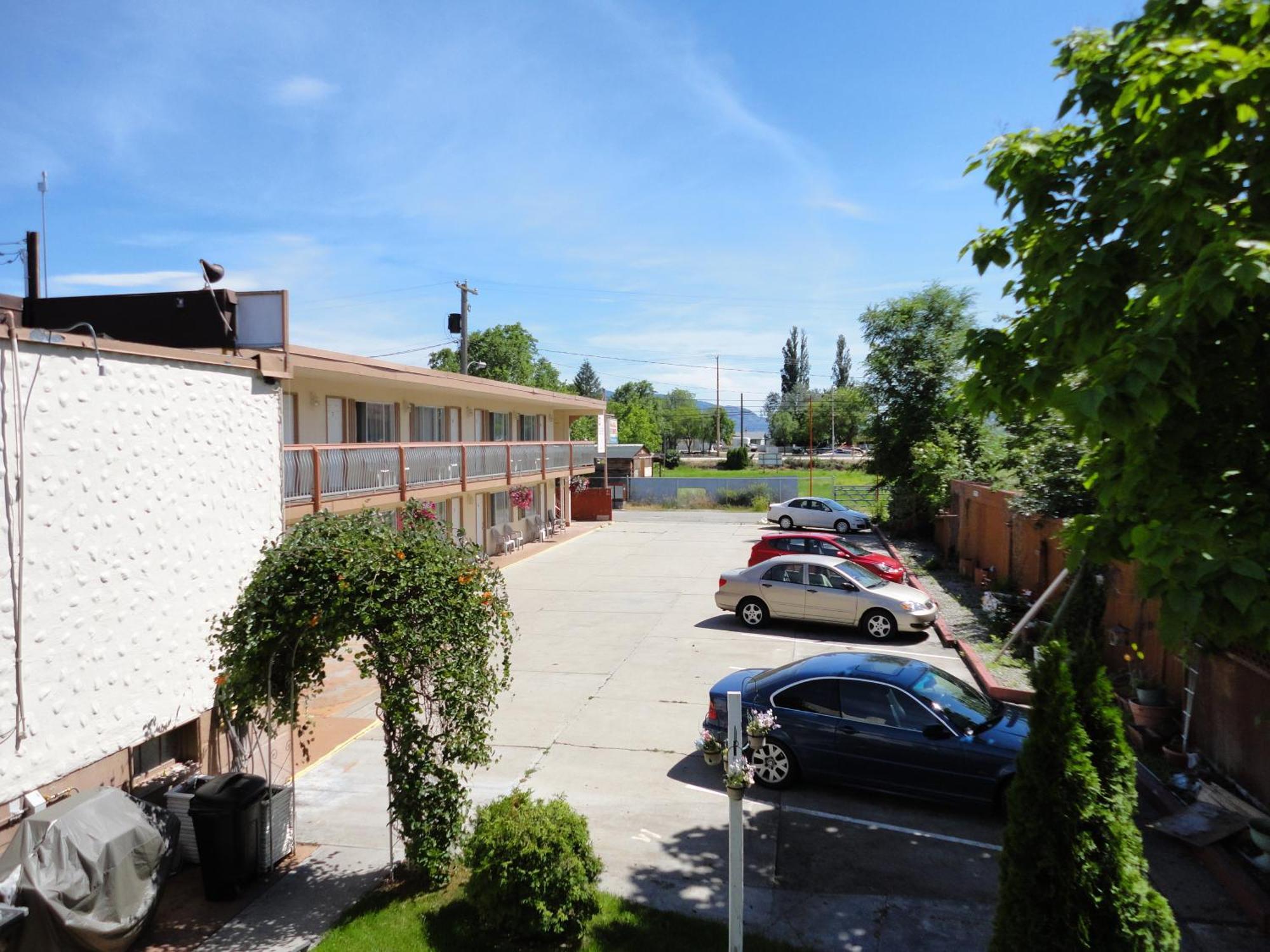 Bella Villa Resort Motel Osoyoos Kültér fotó