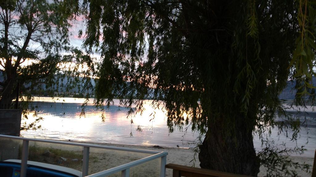 Bella Villa Resort Motel Osoyoos Kültér fotó
